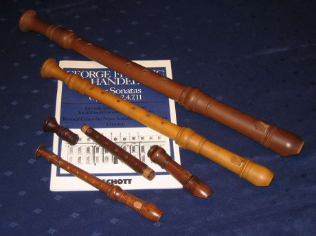 Arrangements (1976) for 1–4 recorders
